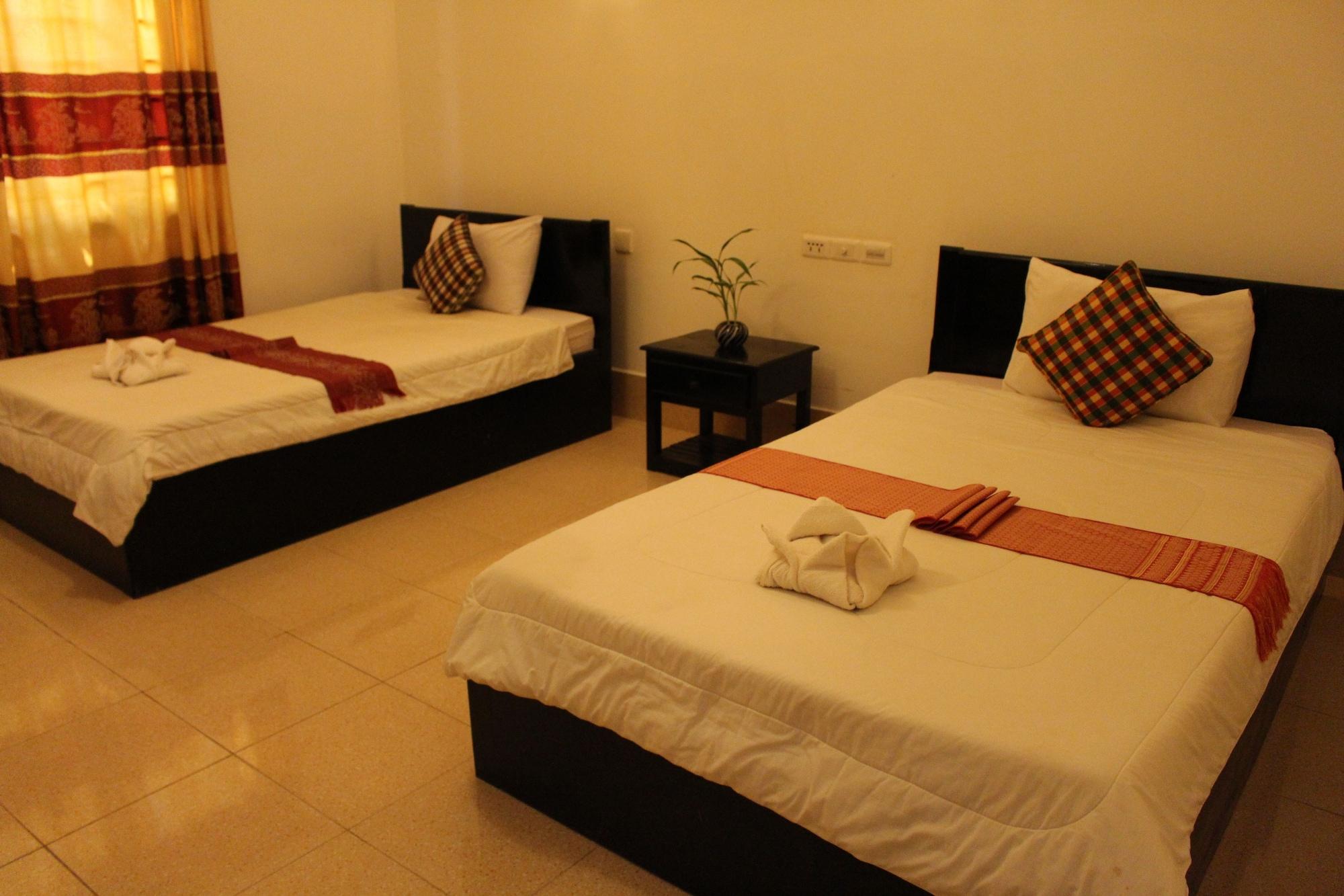Bou Savy Guesthouse Siem Reap Bagian luar foto
